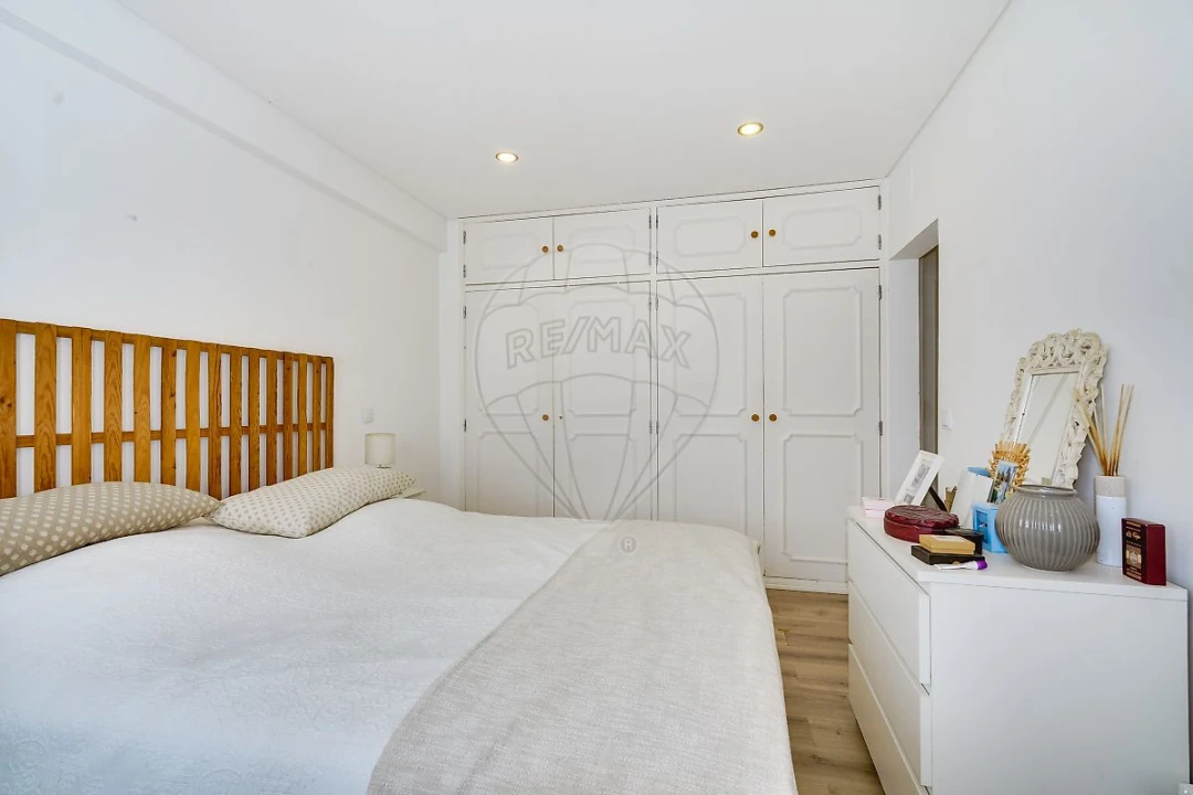 Apartamento T2 para Venda em Cascais e Estoril Foto 14
