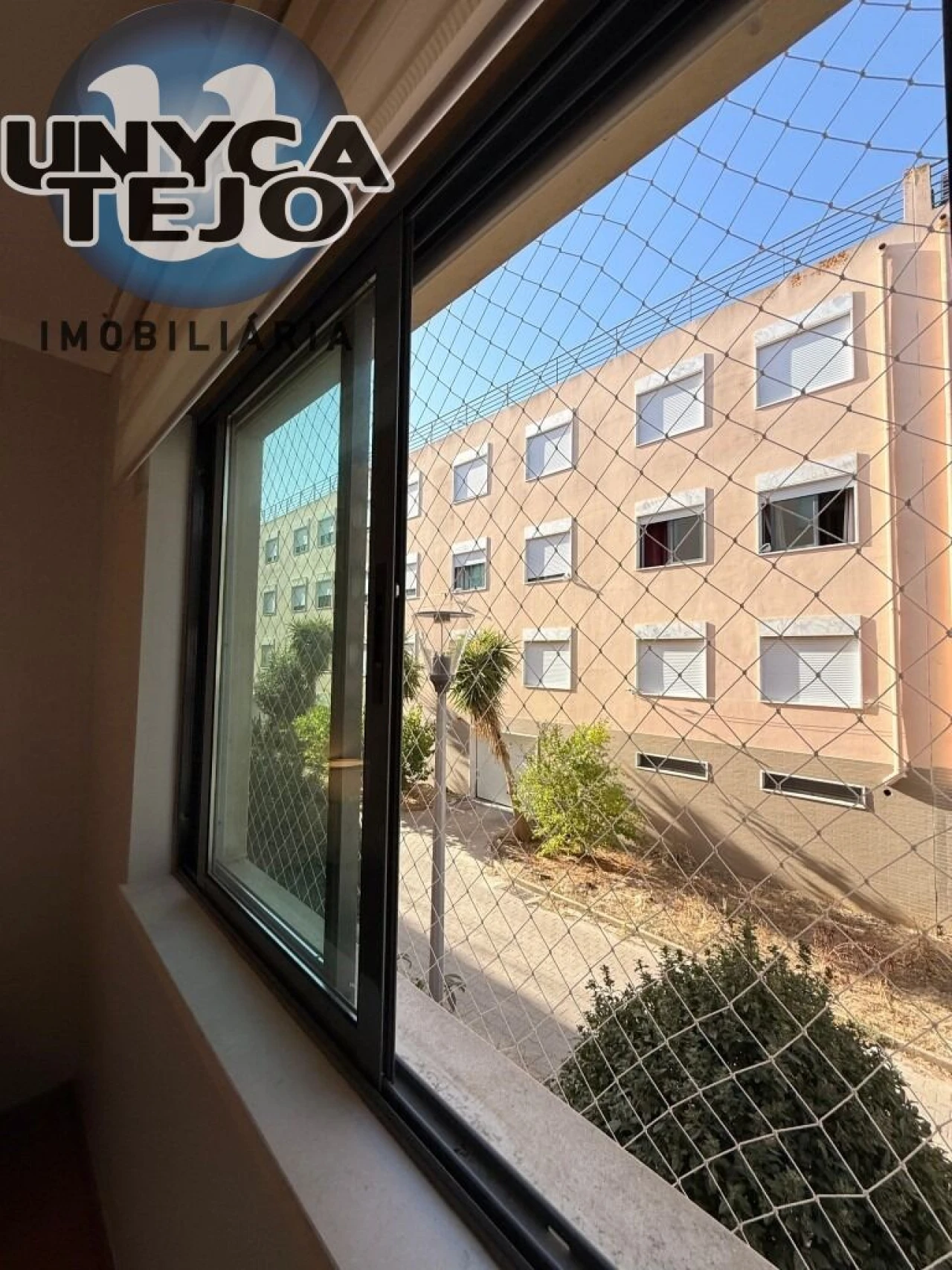 Apartamento T3 para Venda em Quinta do Anjo Foto 30
