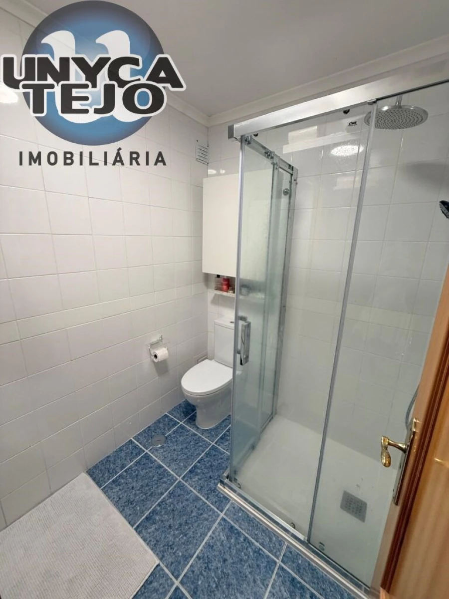 Apartamento T3 para Venda em Quinta do Anjo Foto 25