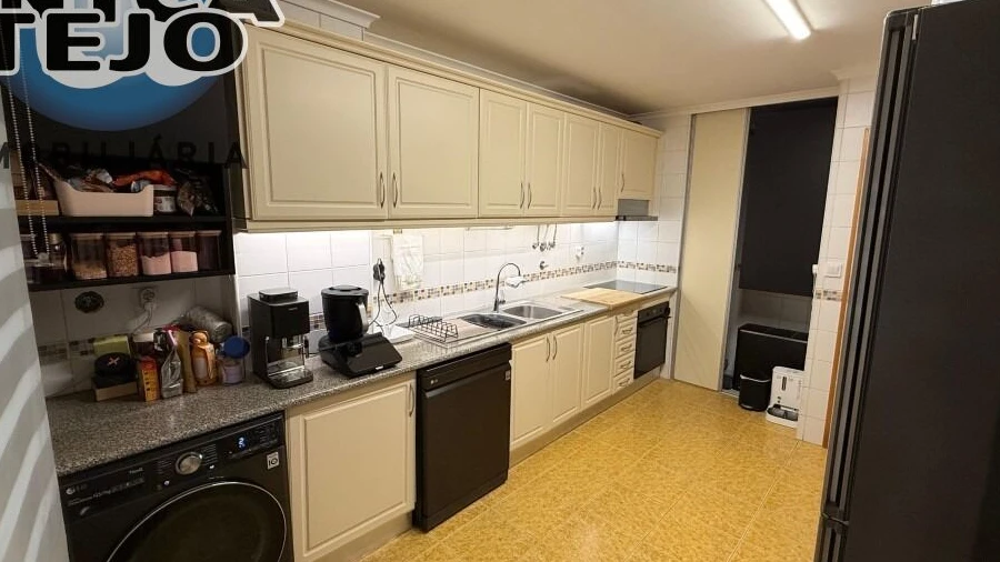 Apartamento T3 para Venda em Quinta do Anjo