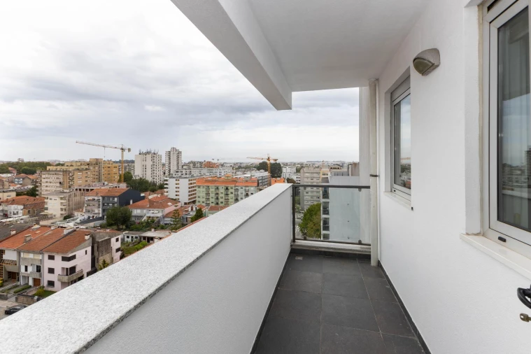 Apartamento T2 para Venda em Paranhos Foto 16