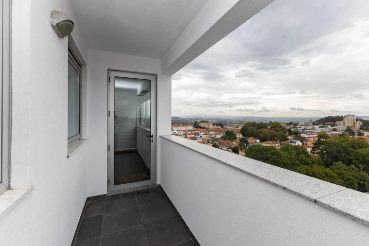 Apartamento T2 para Venda em Paranhos Foto 17