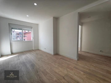 Apartamento T3 para Venda em Odivelas