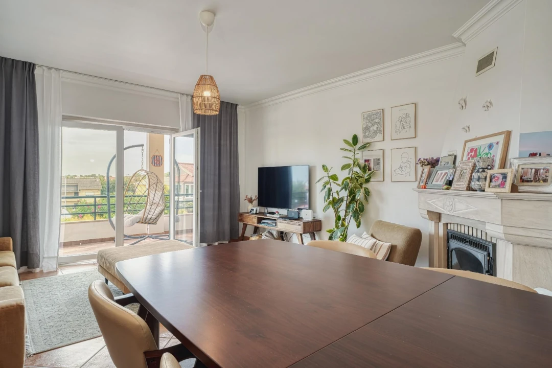 Apartamento T2 para Venda em Alcabideche Foto 3