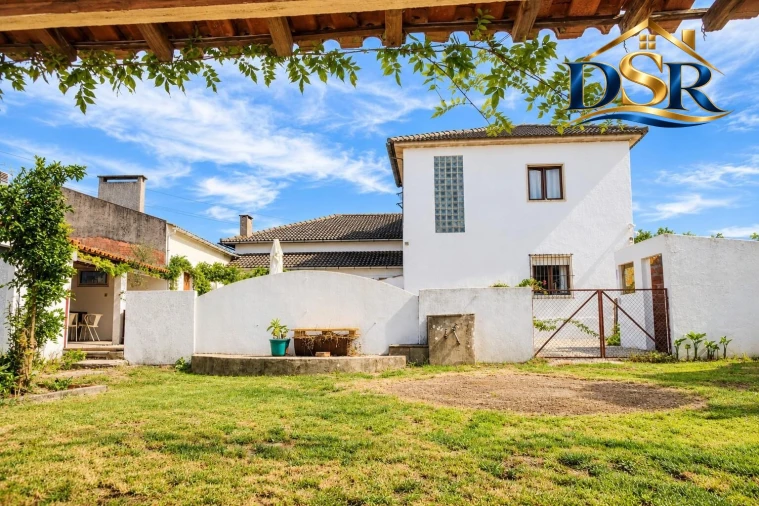 Moradia T7 para Venda em Lavos Foto 25