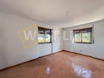 Apartamento T3 para Arrendamento em Santo Isidoro
