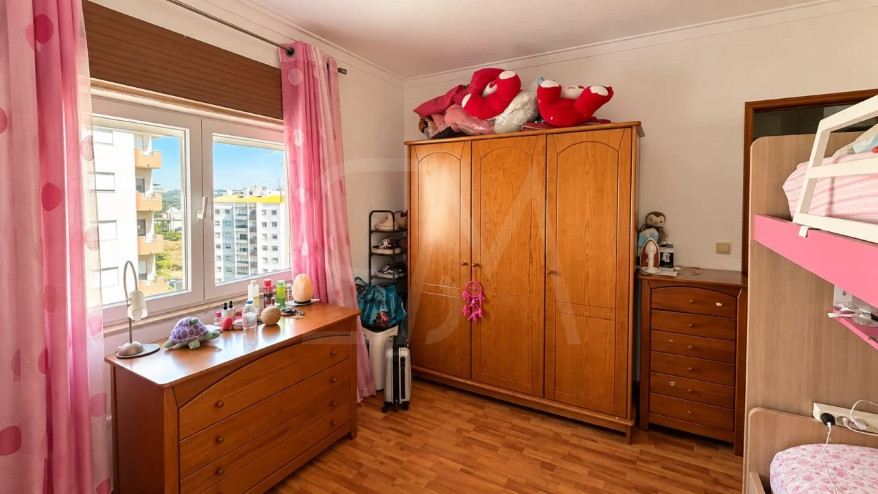 Apartamento T2 para Venda em Massamá e Monte Abraão Foto 11