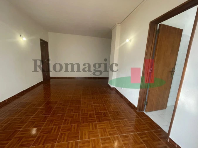 Apartamento T2 para Venda em Cascais e Estoril Foto 3