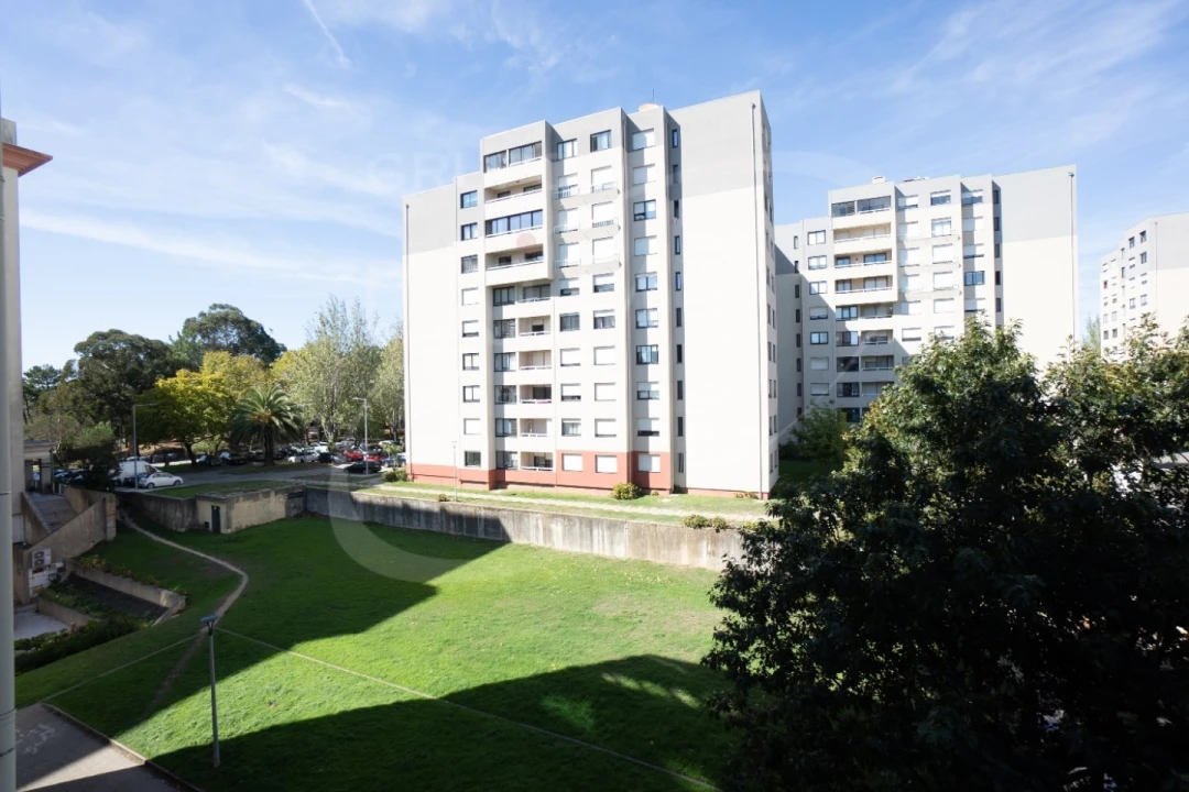 Apartamento T1 para Arrendamento em Aldoar, Foz do Douro e Nevogilde Foto 1