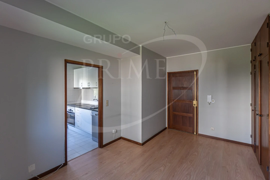 Apartamento T1 para Arrendamento em Aldoar, Foz do Douro e Nevogilde Foto 9