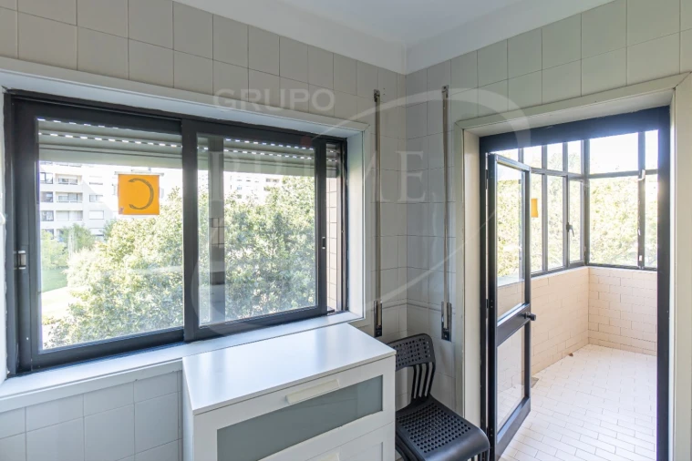 Apartamento T1 para Arrendamento em Aldoar, Foz do Douro e Nevogilde Foto 5