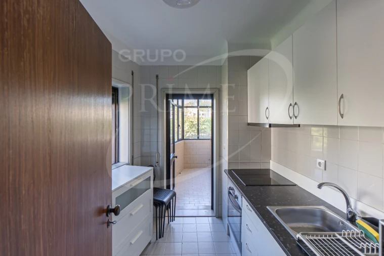 Apartamento T1 para Arrendamento em Aldoar, Foz do Douro e Nevogilde Foto 7
