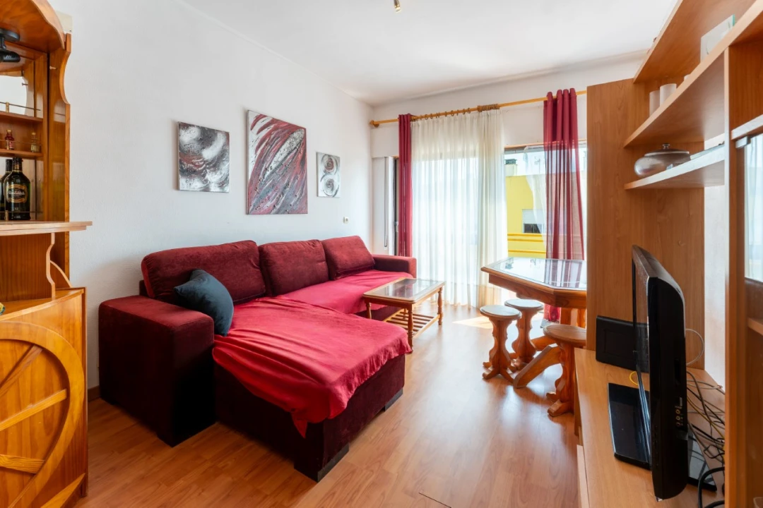 Apartamento T2 para Venda em Nazare Foto 3