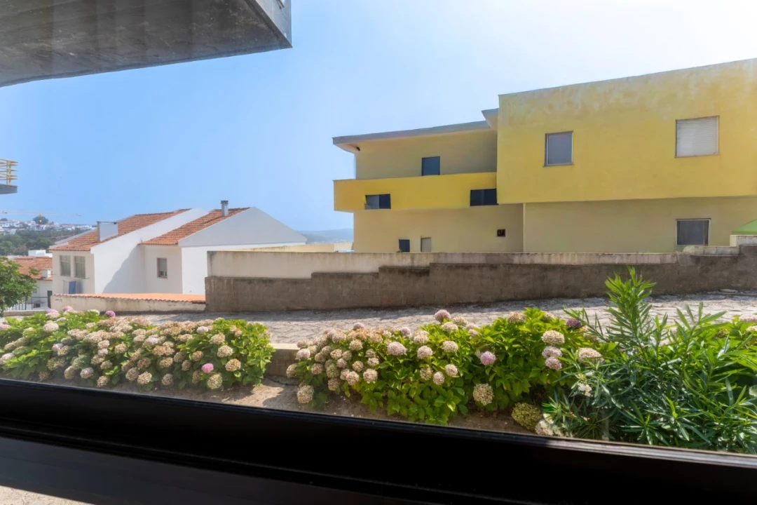 Apartamento T2 para Venda em Nazare Foto 24