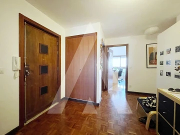 Apartamento T2 para Arrendamento em Glória e Vera Cruz
