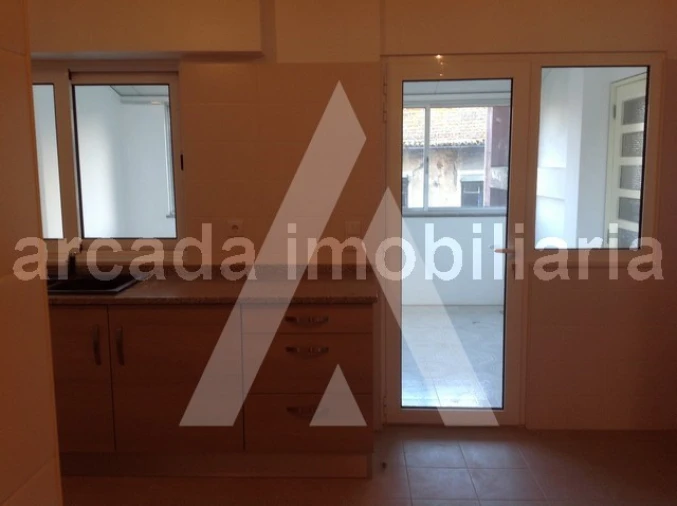 Apartamento T2 para Arrendamento em Glória e Vera Cruz Foto 11