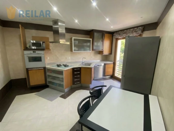 Apartamento T3 para Venda em Vila Franca de Xira Foto 10