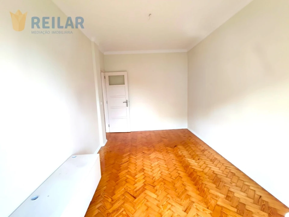Apartamento T2 para Arrendamento em São Vicente Foto 12