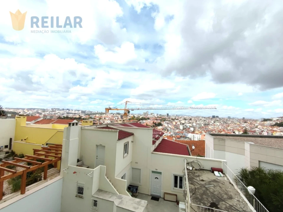 Apartamento T2 para Arrendamento em São Vicente Foto 21