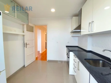 Apartamento T2 para Arrendamento em São Vicente