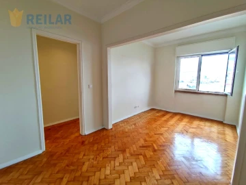 Apartamento T2 para Arrendamento em São Vicente