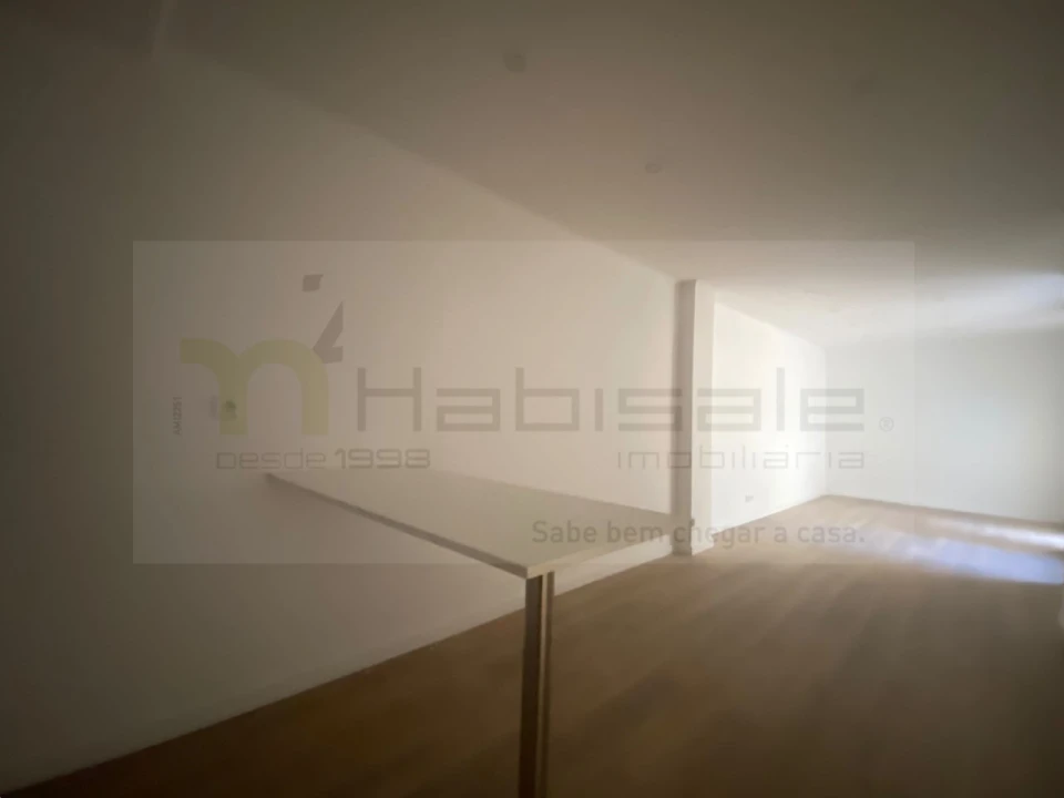 Apartamento T2 para Venda em Falagueira-Venda Nova Foto 8