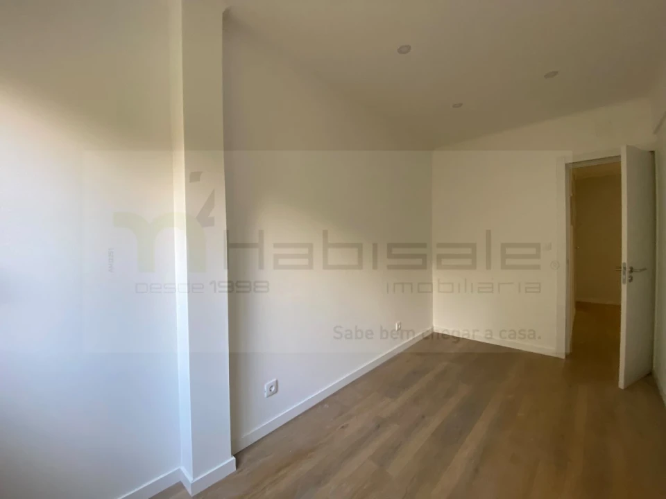 Apartamento T2 para Venda em Falagueira-Venda Nova Foto 20