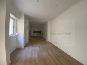 Apartamento T2 para Venda em Falagueira-Venda Nova