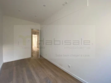 Apartamento T2 para Venda em Falagueira-Venda Nova