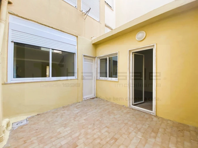 Apartamento T2 para Venda em Falagueira-Venda Nova Foto 11