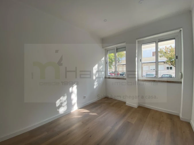 Apartamento T2 para Venda em Falagueira-Venda Nova Foto 13