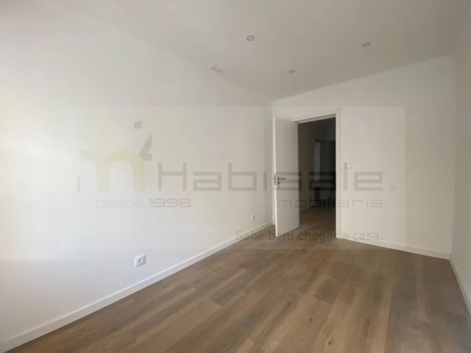 Apartamento T2 para Venda em Falagueira-Venda Nova Foto 16