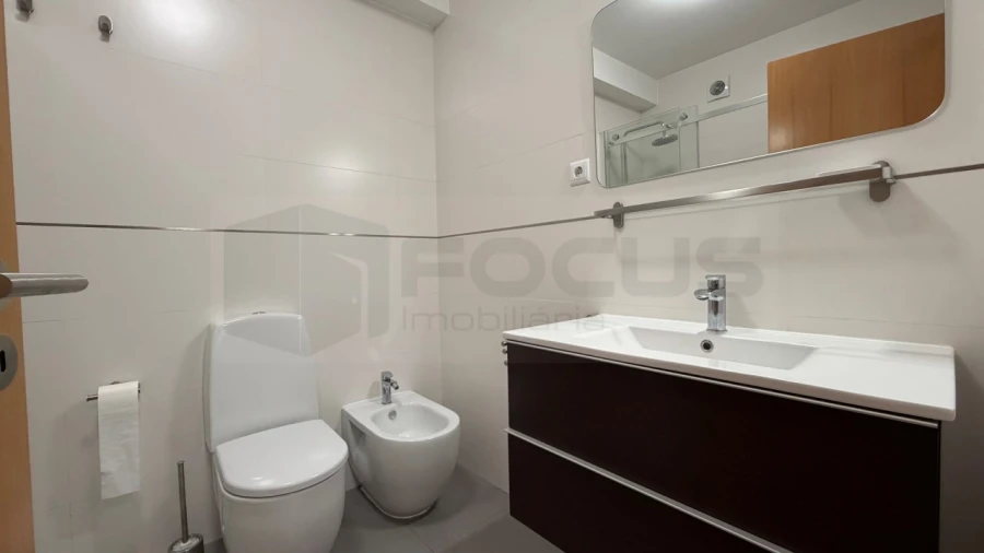 Apartamento T1 para Arrendamento em Aradas Foto 16