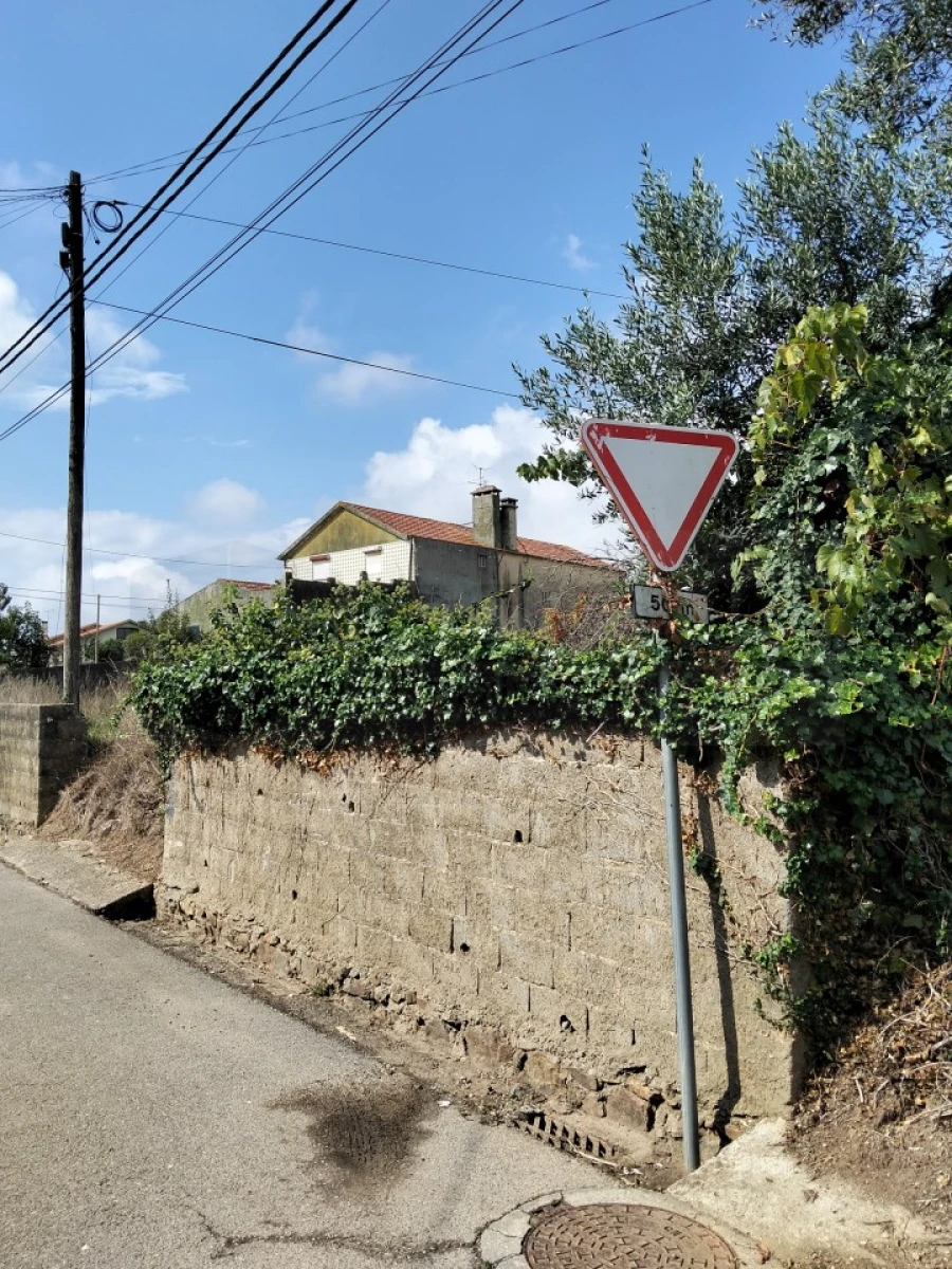 Terreno para Venda em Salreu Foto 13