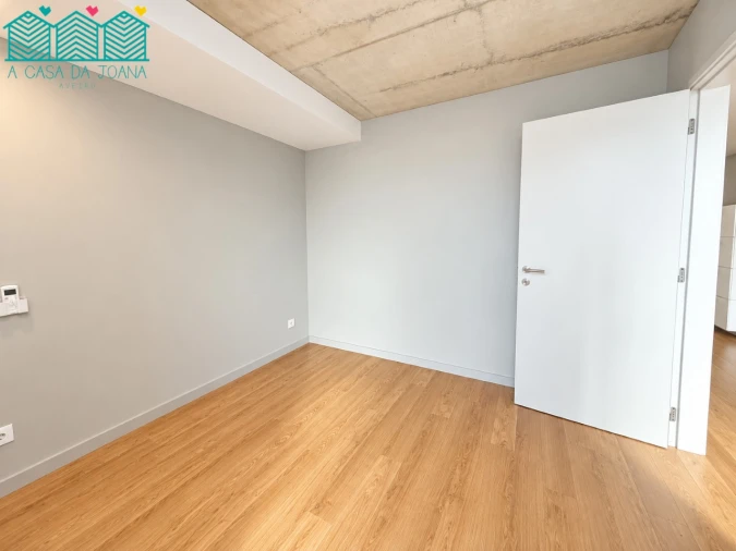 Apartamento T1 para Arrendamento em Glória e Vera Cruz Foto 5