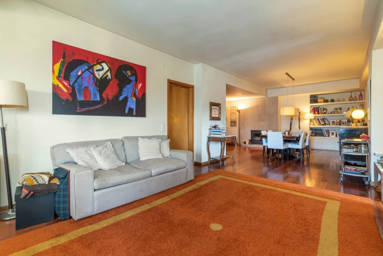 Apartamento T4 para Venda em Lordelo do Ouro e Massarelos Foto 7
