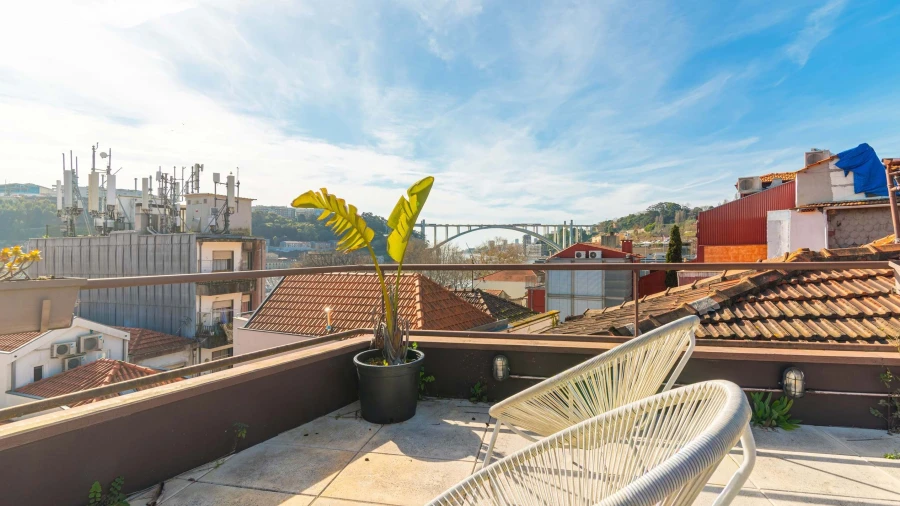 Moradia T2 para Venda em Lordelo do Ouro e Massarelos