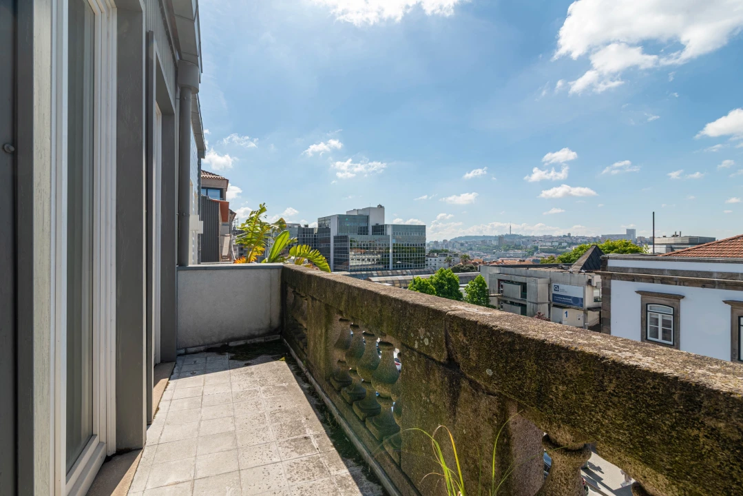 Prédio para Arrendamento em Cedofeita, Santo Ildefonso, Sé, Miragaia, São Nicolau e Vitória Foto 31