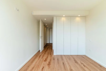 Apartamento T2 para Venda em Arcozelo