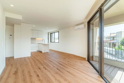 Apartamento T1 para Venda em Arcozelo
