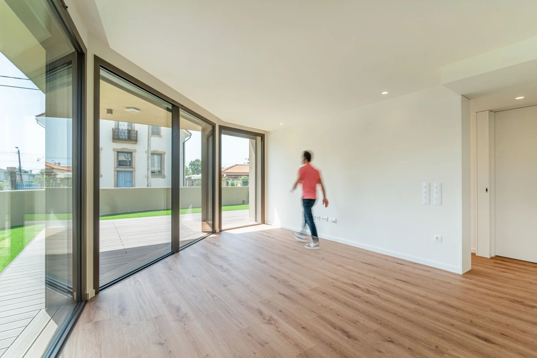 Apartamento T1 para Venda em Arcozelo Foto 3