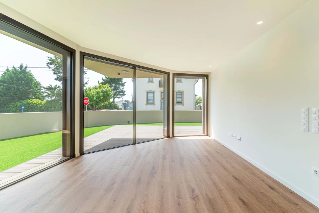 Apartamento T1 para Venda em Arcozelo Foto 4
