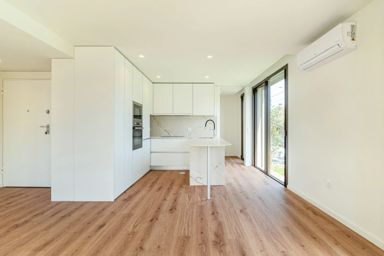 Apartamento T1 para Venda em Arcozelo Foto 8