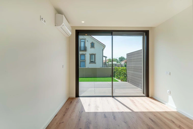 Apartamento T1 para Venda em Arcozelo Foto 15