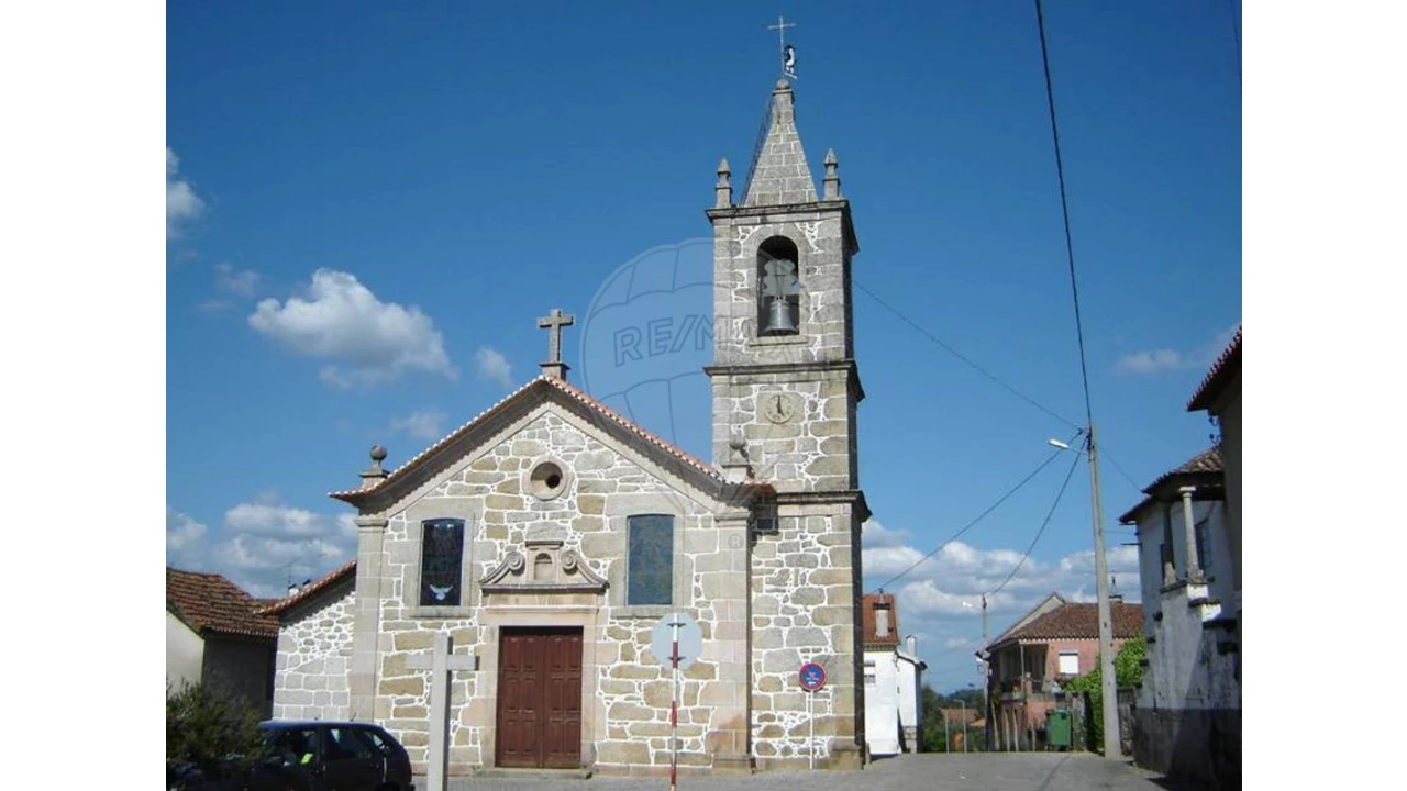 Terreno para Venda em Currelos, Papízios e Sobral Foto 10