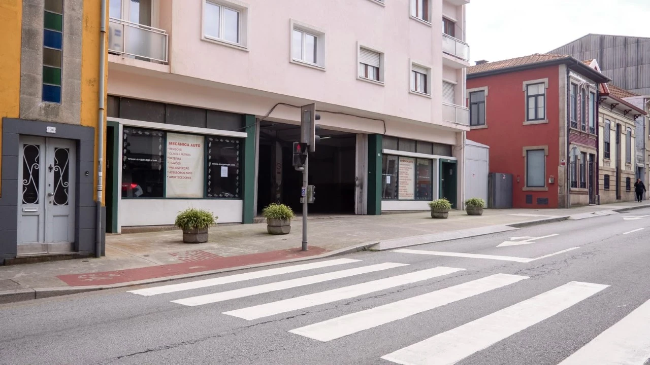 Armazém para Venda em Paranhos Foto 6