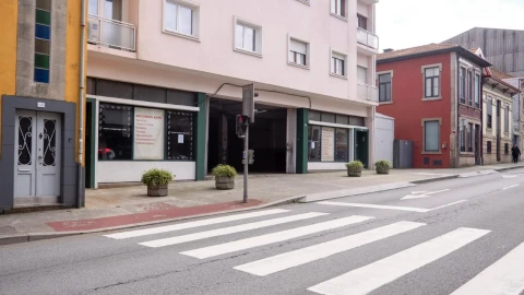Armazém para Venda em Paranhos