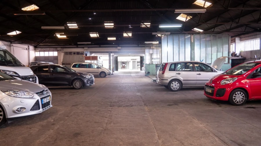 Armazém para Venda em Paranhos