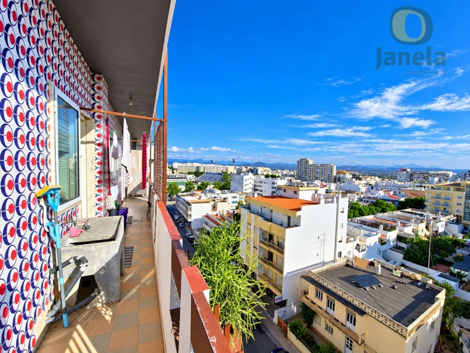 Apartamento T2 para Venda em Faro (Sé e São Pedro) Foto 1