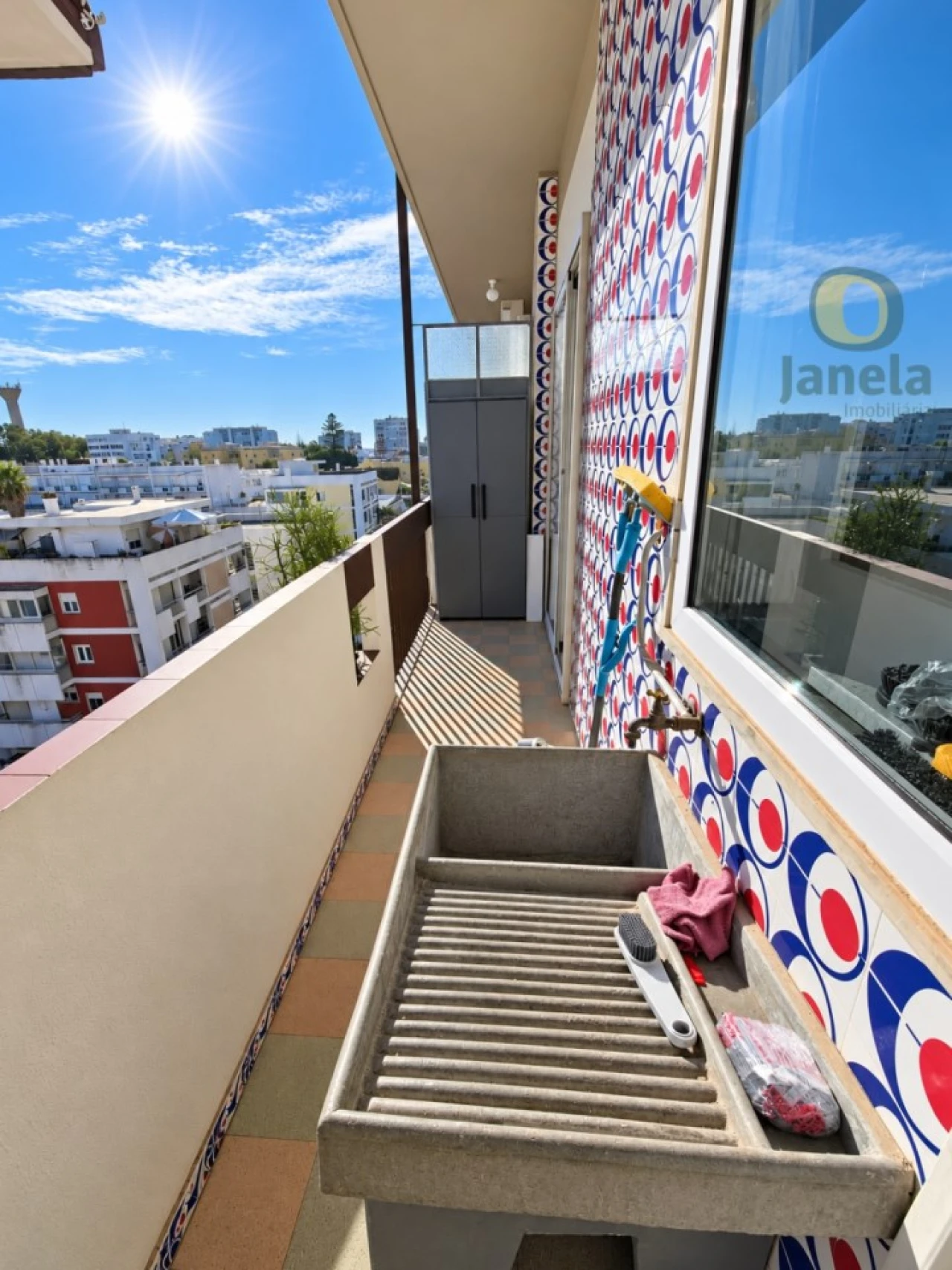 Apartamento T2 para Venda em Faro (Sé e São Pedro) Foto 2